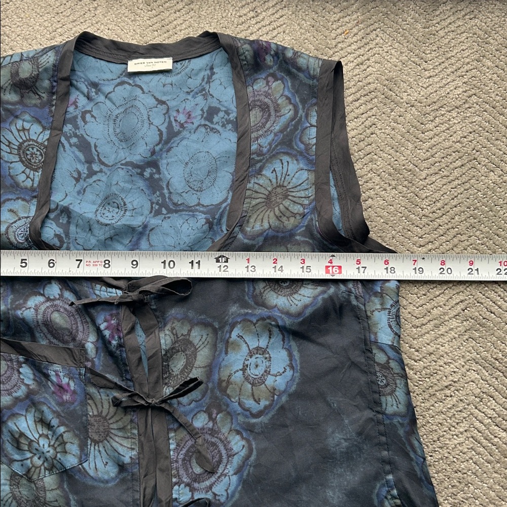 Dries Van Noten Silk Floral Tie Front Top Belgium Designer - Picture 8 of 9